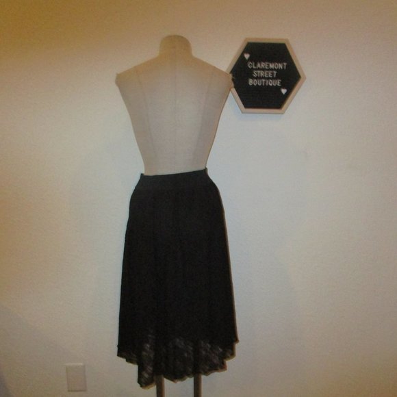 LuLaRoe Black floral lace Lola skirt sz XS - Picture 4 of 7